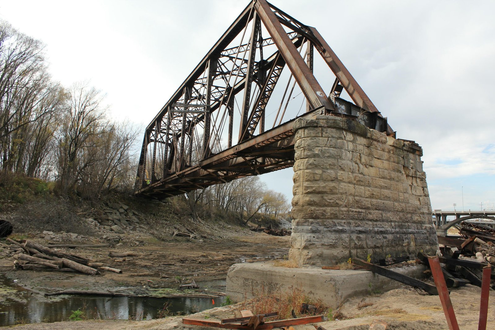 West span (span #4) during demolition